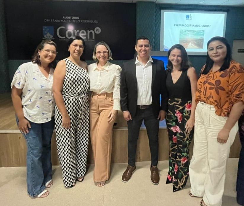 Enfermeiros do HMB participam de formação de Líderes promovido pelo COREN - PI